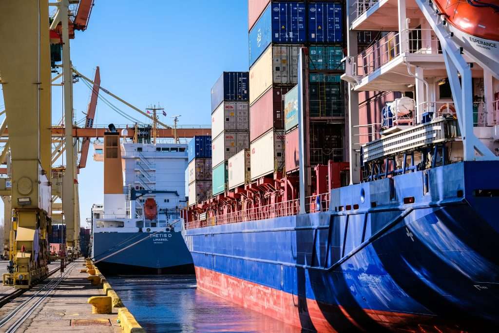 Freight180 digital logistics platform for online quotes, booking and cargo tracking